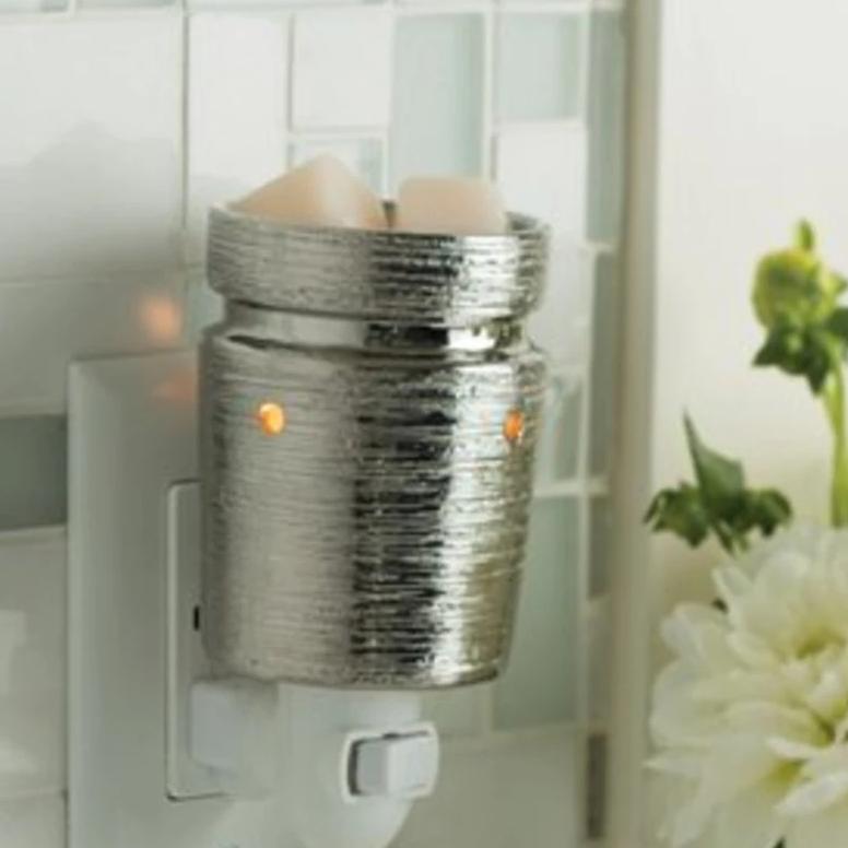 Brushed Chrome Pluggable Warmer - RRP $27.95 - Wholesale