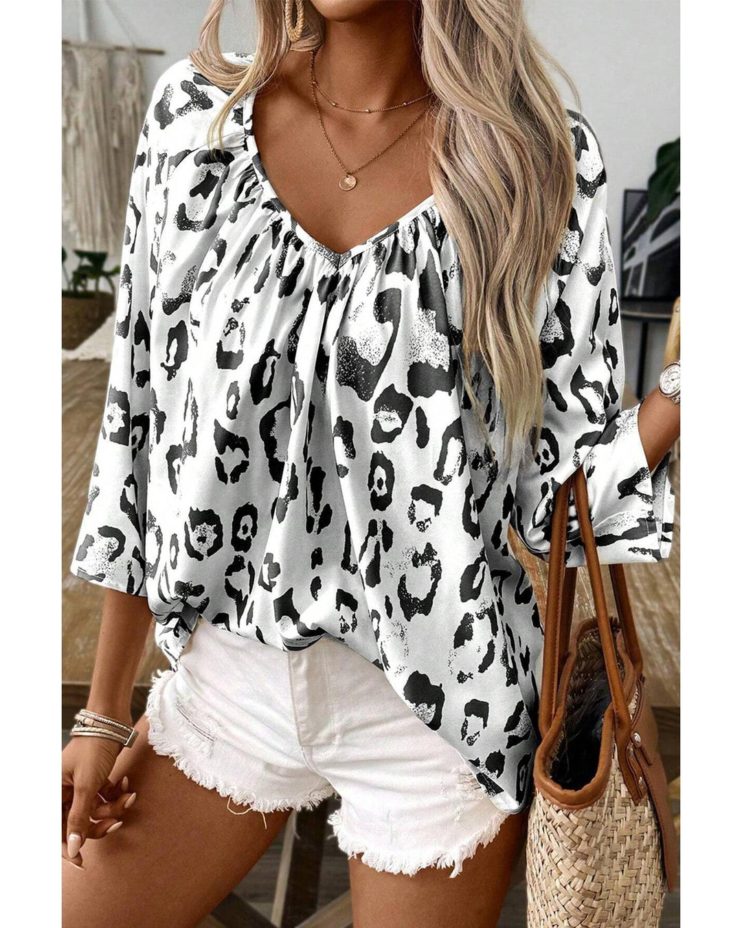 Black Leopard Print Ruched V Neck 3/4 Sleeve Blouse - M