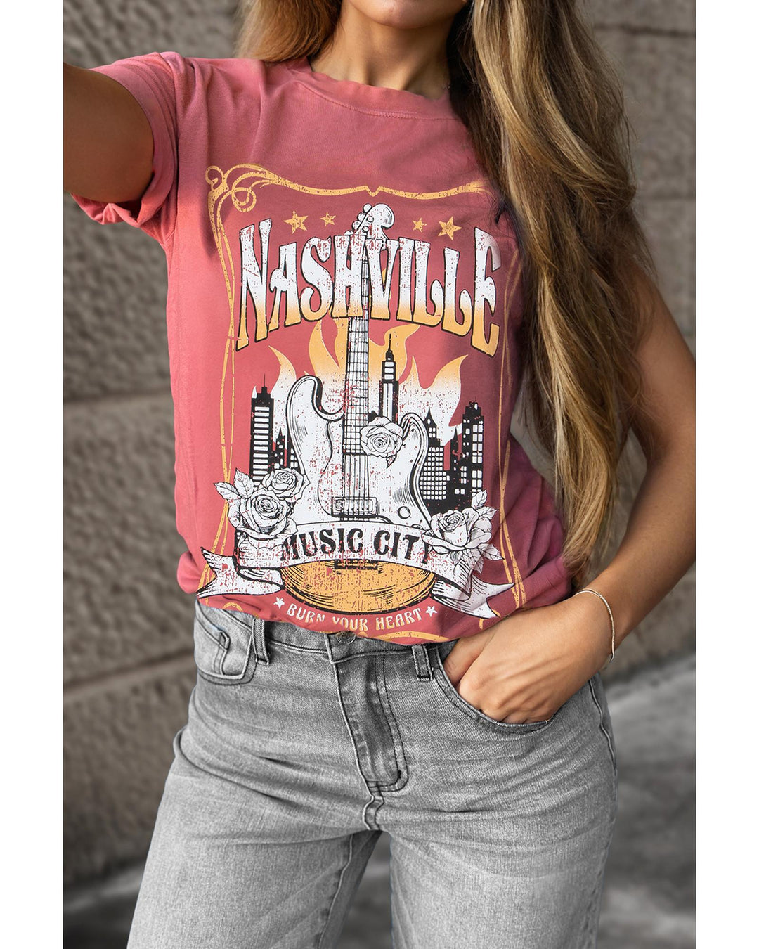 Mineral Red Nashville Music City Graphic Retro Fashion Tee - M