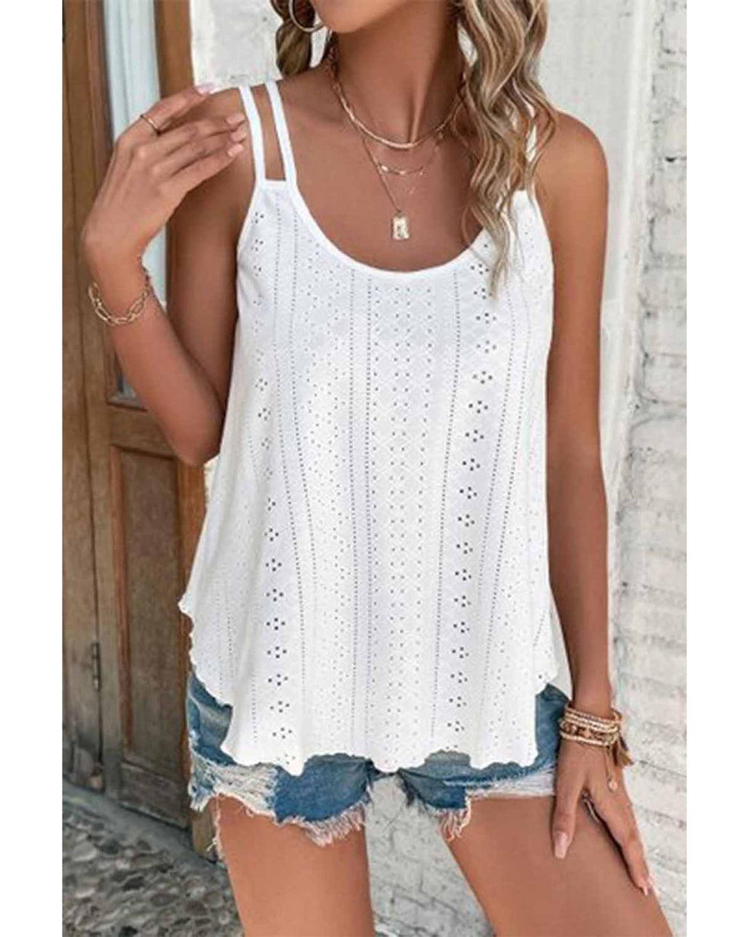 Azura Exchange White Eyelet Strappy Scoop-Neck Tank Top - L