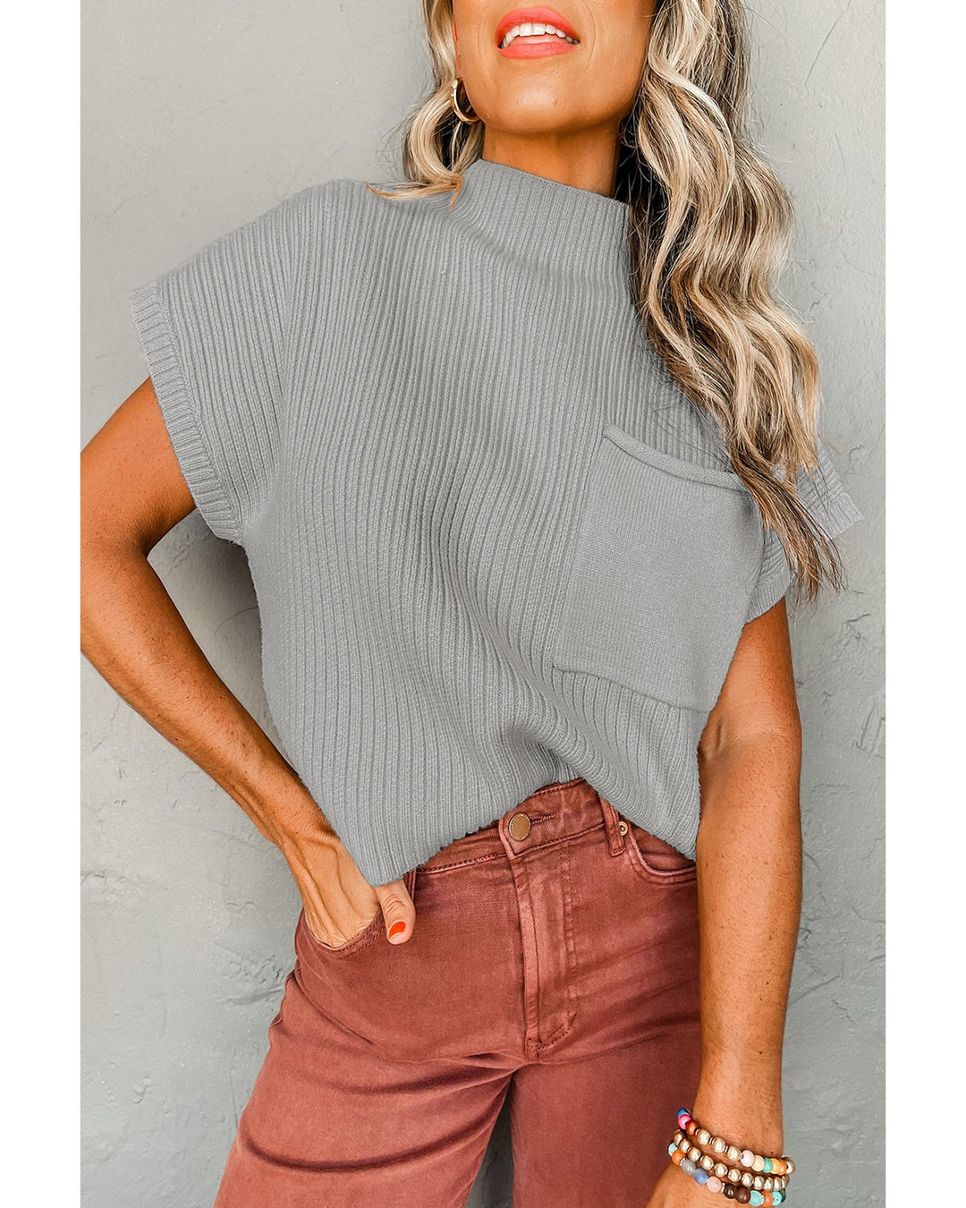 Gray Patch Pocket Ribbed Knit Short Sleeve Sweater - L