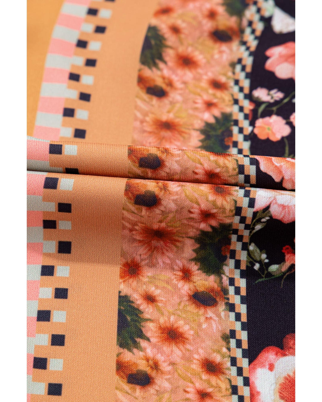 Black Plus Size Paisley Floral Print V Neck Bubble Sleeve Blouse - 2X