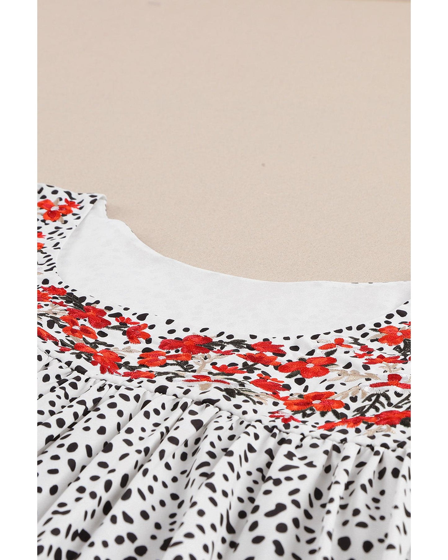 Azura Exchange Embroidered Flutter Sleeve Blouse - M