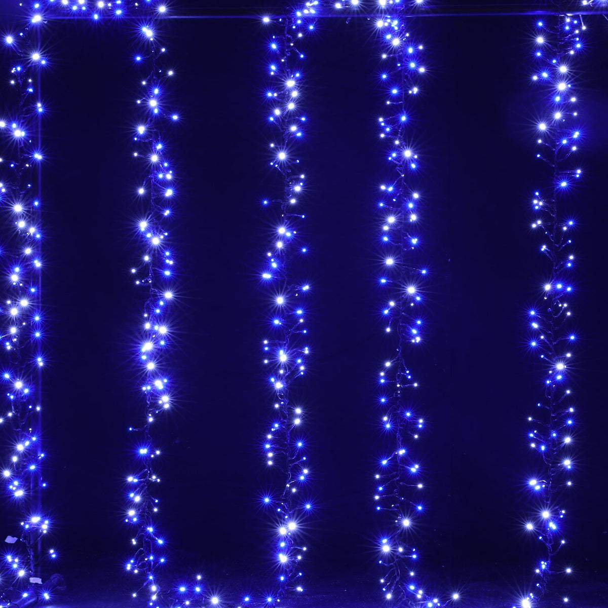 Samland 1200 Led Cluster Fairy Light Blue White For Christmas Decoration