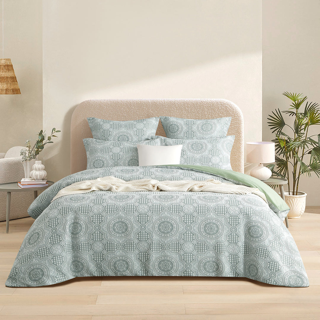 Rizz Sage Jacquard Double Quilt Cover Set by Renee Taylor