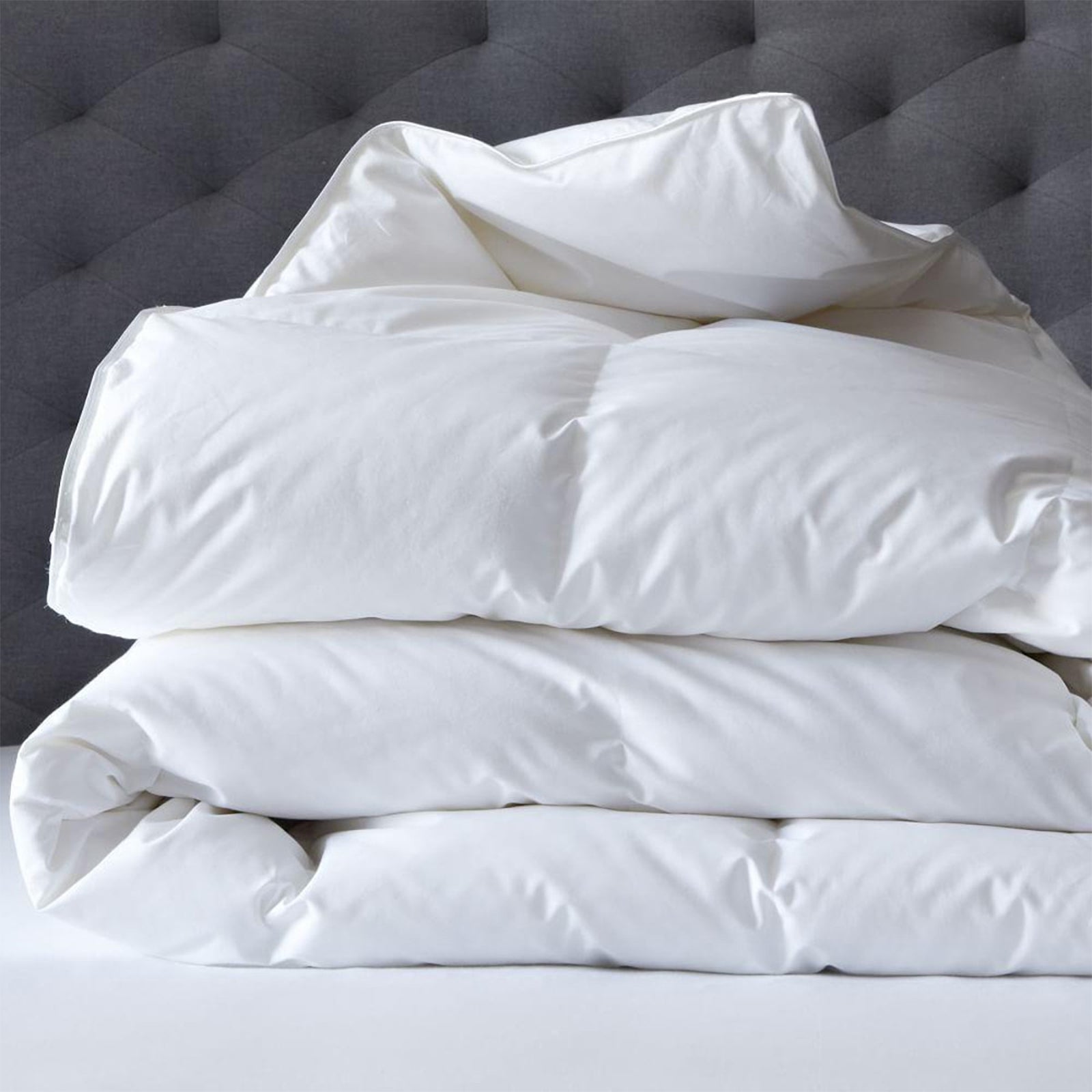 400 GSM All Seasons Natural Bamboo Double Quilt by Renee Taylor