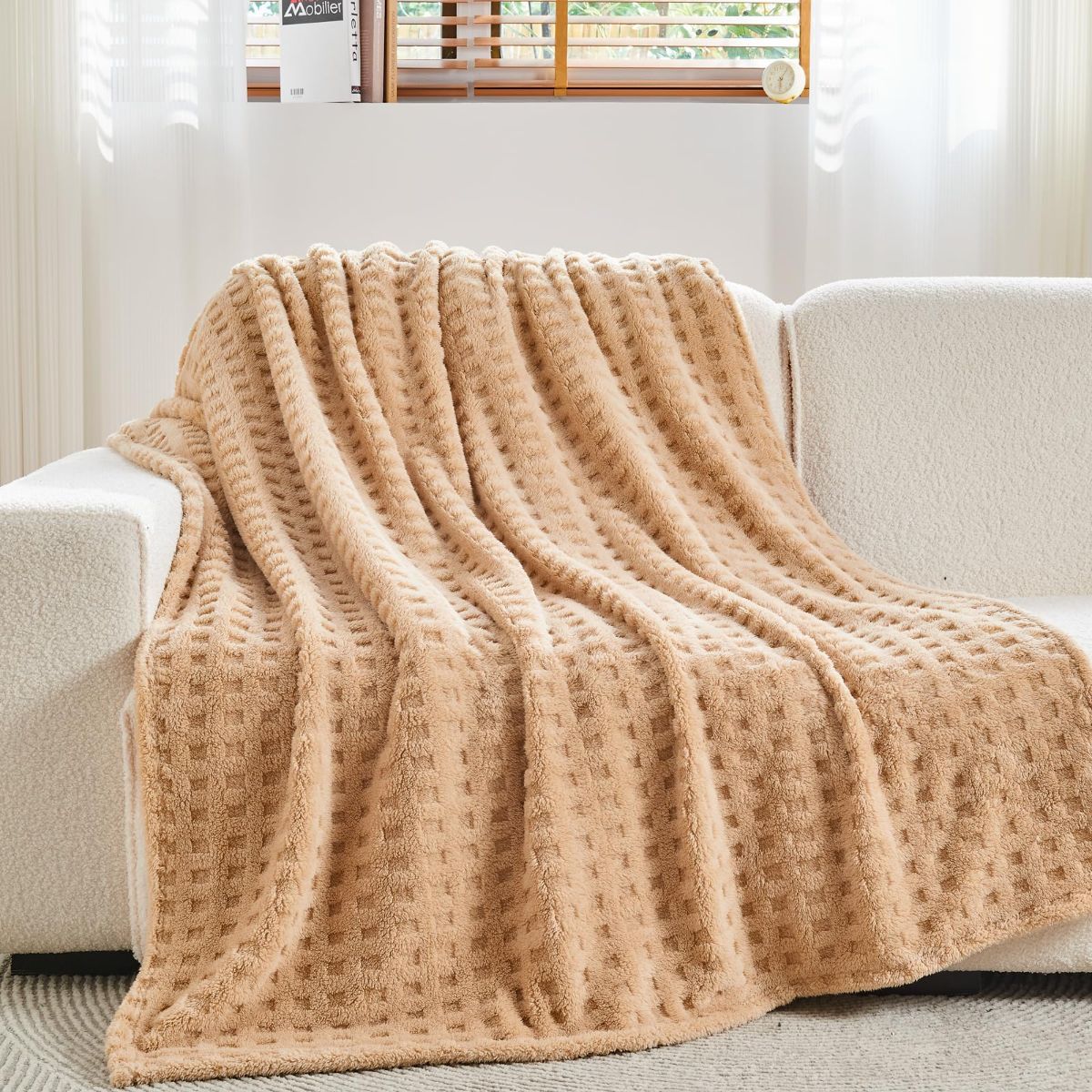 Updated Grey Throw Blanket for Couch and Bed- Super Soft and Warm 3D Checkered Fluffy Fuzzy Fleece Blanket, Luxurious Plush Cozy Blanket for Room Decor Spring - Brown - Size 180cm*200cm