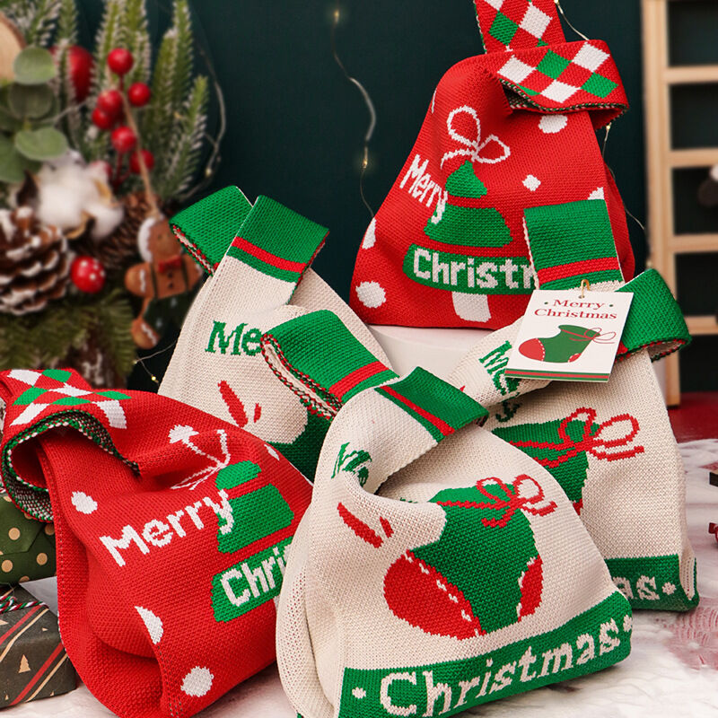Christmas gift 4-Pack Christmas Knitted Gift Bags - Small & Big Festive Pouches for Apples, Candies, Christmas Eve Gifting & DecorationProduct（L） 