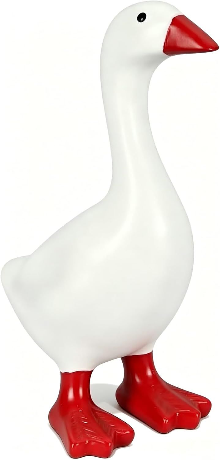 Magnetic Goose Figurine for Desk & Entryway, Cute Key Holder & Home Decor Gift (White)
