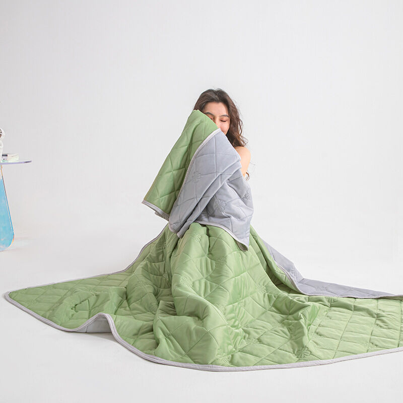 Christmas gifts for loved ones Aussie Summer Cooling Quilt – 4 Sizes, Breathable, Lightweight & Skin-Friendly for Refreshing Sleep All Season(apple green,180cm*200cm)