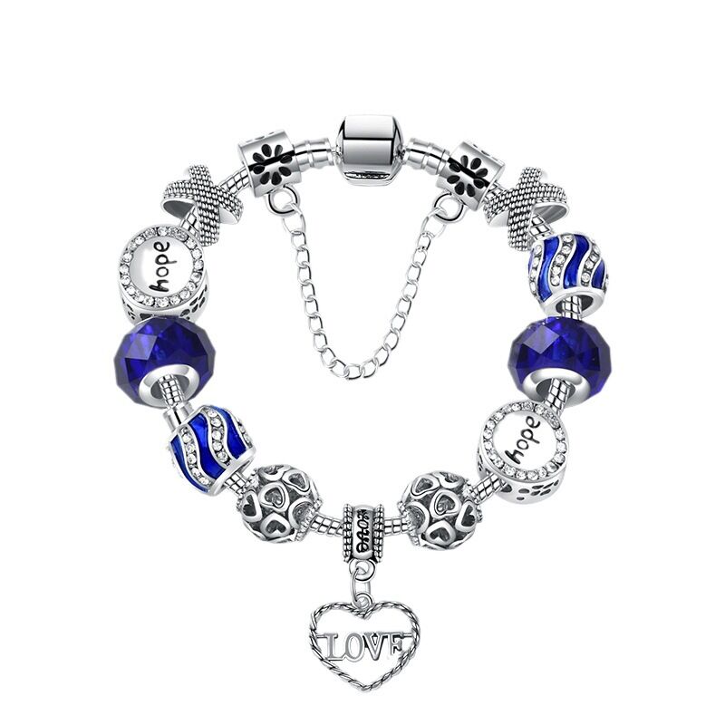 Romantic Love Heart Pendant Bracelet with Rhinestones, Glass Beads(20cm)