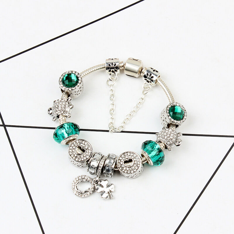 Charm Bracelet with Tortoise, Heart, Clover Pendant(Green,19cm)