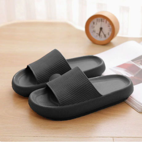 Cloud Slippers for Women and Men, Pillow House Slippers Shower Shoes Indoor Slides Bathroom Sandals, Ultimate Comfort, Lightweight, Thick Sole, Non-Slip, Easy to Clean black（40-41）