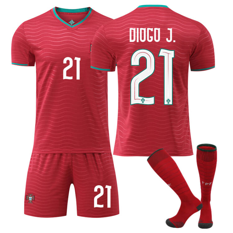 2026 FIFA World Cup Portugal Home Red Soccer Jersey #7 Ronaldo ，#8 Bruno Fernandes#10 Bernardo Silva#17 Rafael Leão Football Shirt Fan Edition Adult Sizes(Diogo Dalot + Size16)