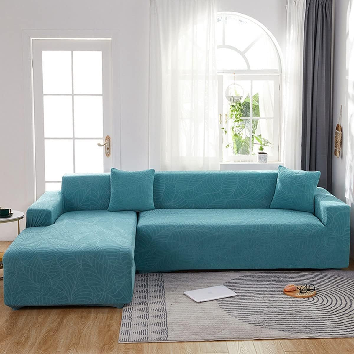 Waterproof sofa cover - Bright blue jacquard leaf pattern - For 2-seater sofa (145-180 cm)