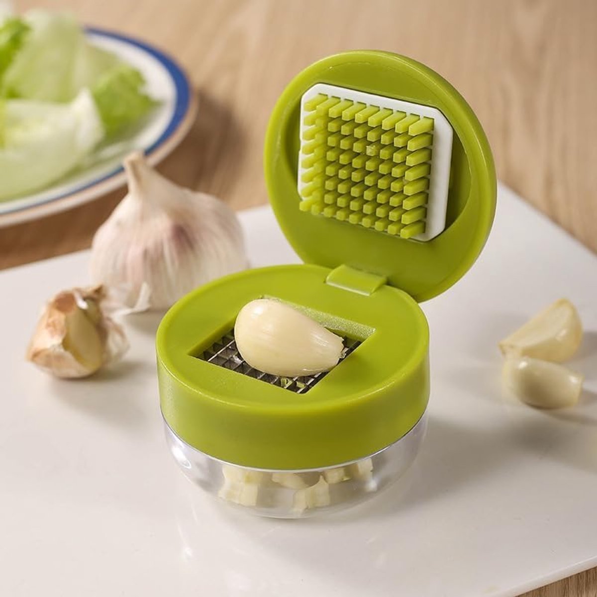Garlic press - garlic chopper - Garlic Press - Suitable for Garlic - Manual Garlic Press - kitchen gadget press - Garlic presses - storage container - Ginger press - stainless steel knife cutter - crusher - for home and camping - Green