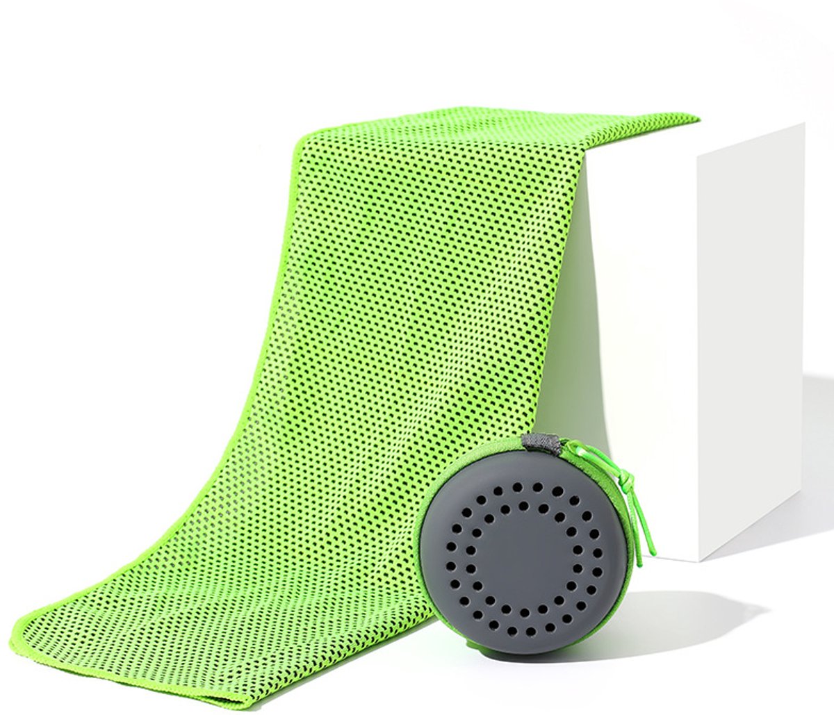 Cooling Towel for Summer & Sports - Quick-Drying & Cooling - Quick-Drying Towels - Cooling Towels for Running - With Storage Box - 30x60 cm (Children) Green