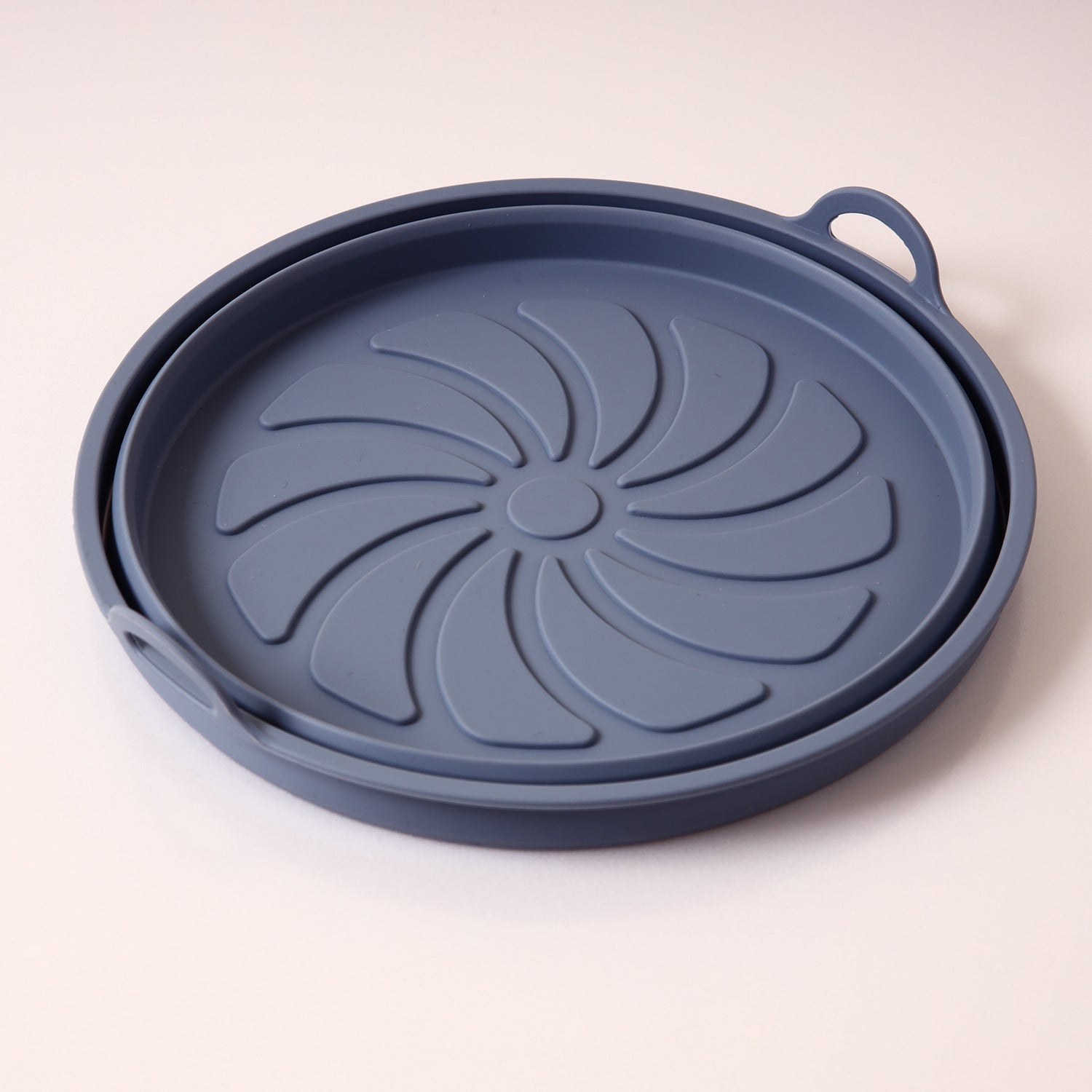 Silicone Airfryer Tray Foldable - Reusable Basket - Heat Resistant & Dishwasher Safe - Round - Gray