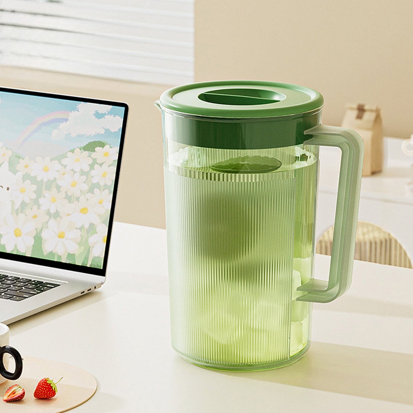 PALIFEUR Water Pitcher with Lid, 2 L Plastic Pitcher for Tea & Juice Water, Hot/Cold Water Jug, Tea Pitcher, Juice Pitcher, 13.5 x 7.2 x 4.7 Inch Z-7-Green