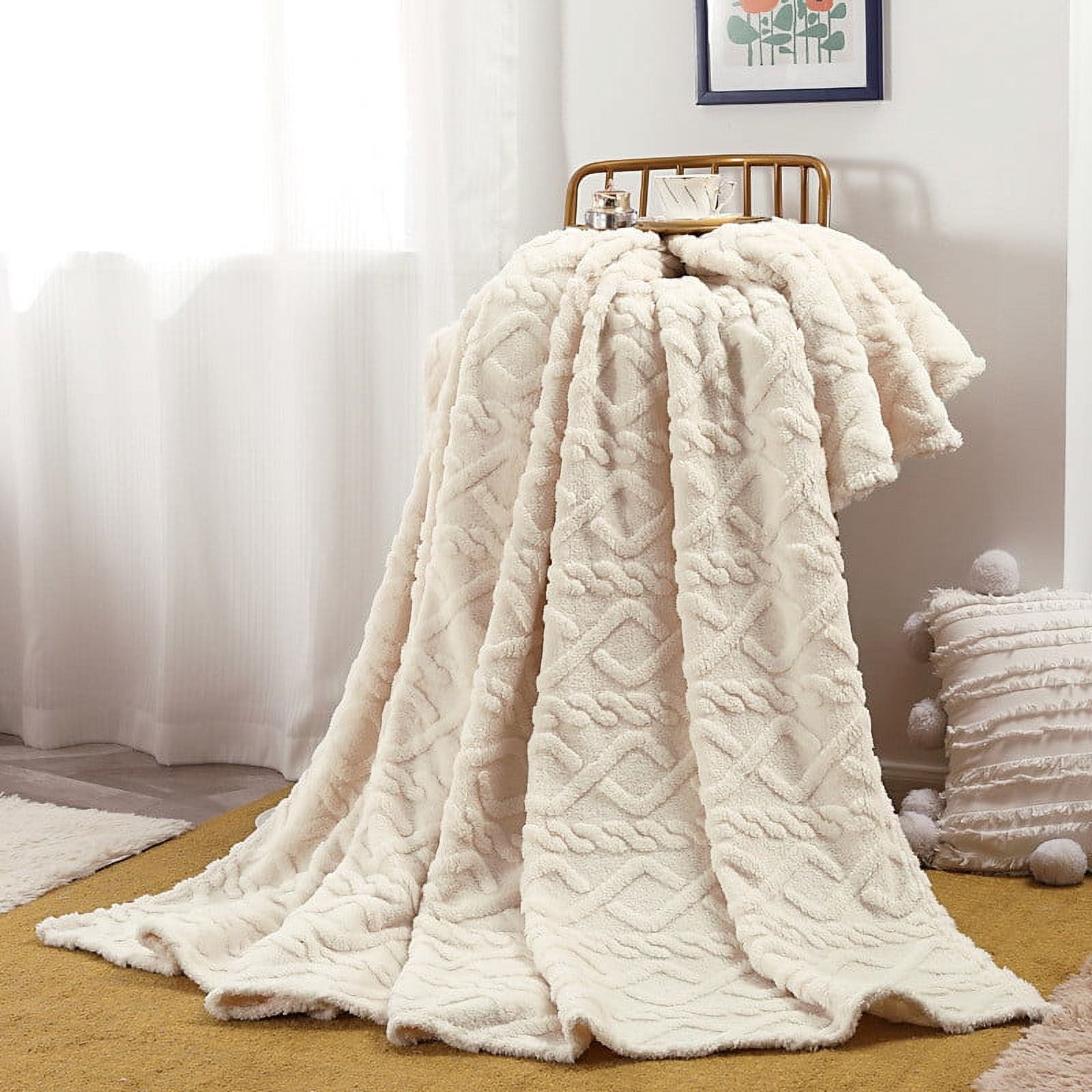 Warm Blankets for Winter, Winter Blankets Queen Size,King Blankets for The Bed, Winter Blankets Queen Size,Super Soft Throw Blankets, Silky Flannel Fleece Bed Blanket Beige