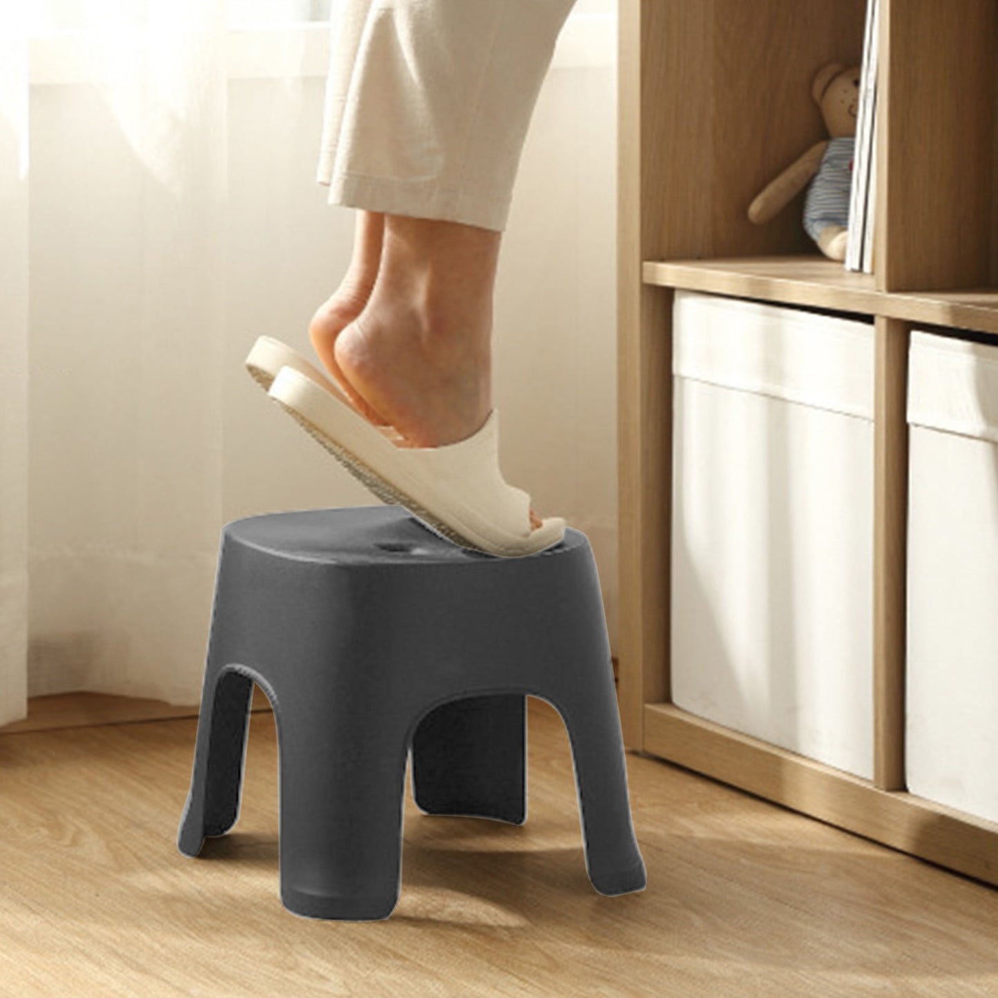 Step Stool for Kids Stool for Bathroom Toddler Stool Bathroom Step Stool Step Stool for Toddlers Anti Non-Slip Toilet Seat Child,Plastic Mini Stool,Thickened Design Ideal,Sturdy And Lightweight Black