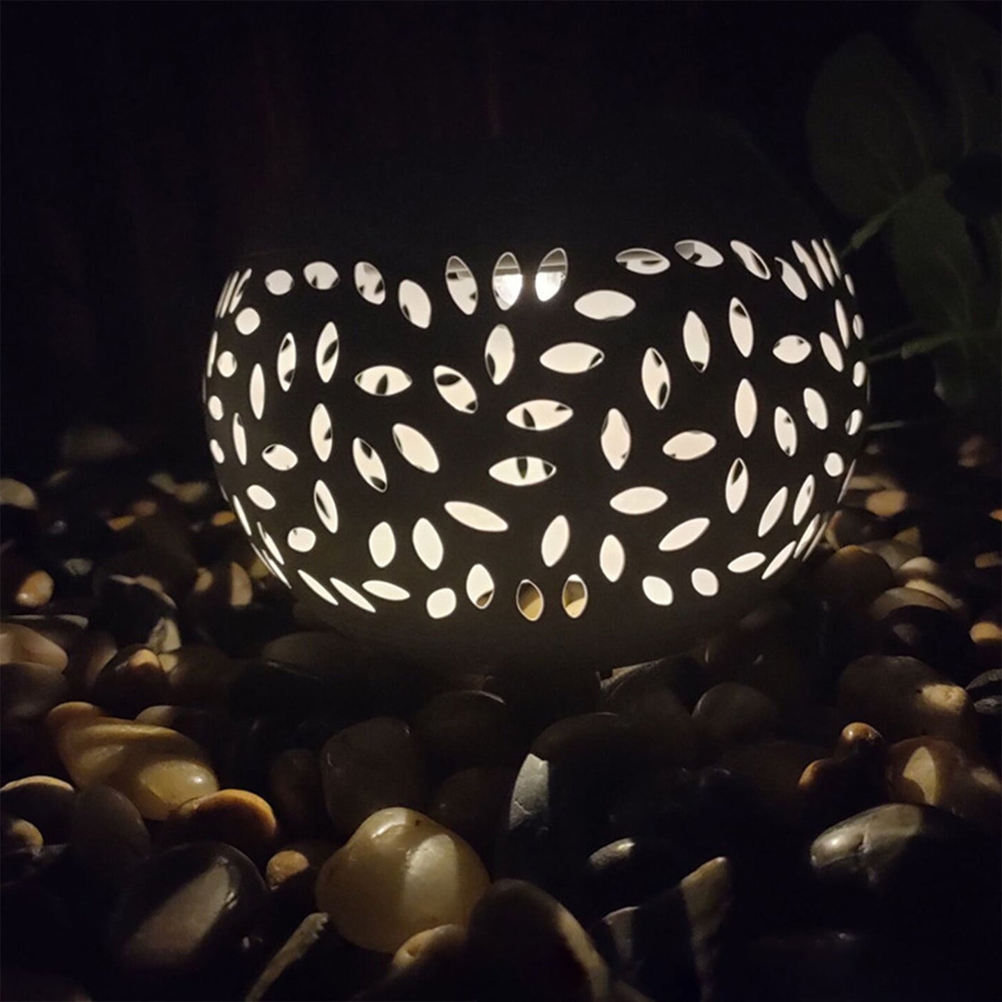 Solar Lantern Outdoor Waterproof, Solar Table Lights LED Metal Tabletop Light Solar Powered Decorative Lighting Lanterns for Desk Bedroom Patio Garden Yard,Flickering Flame Light round Pot White