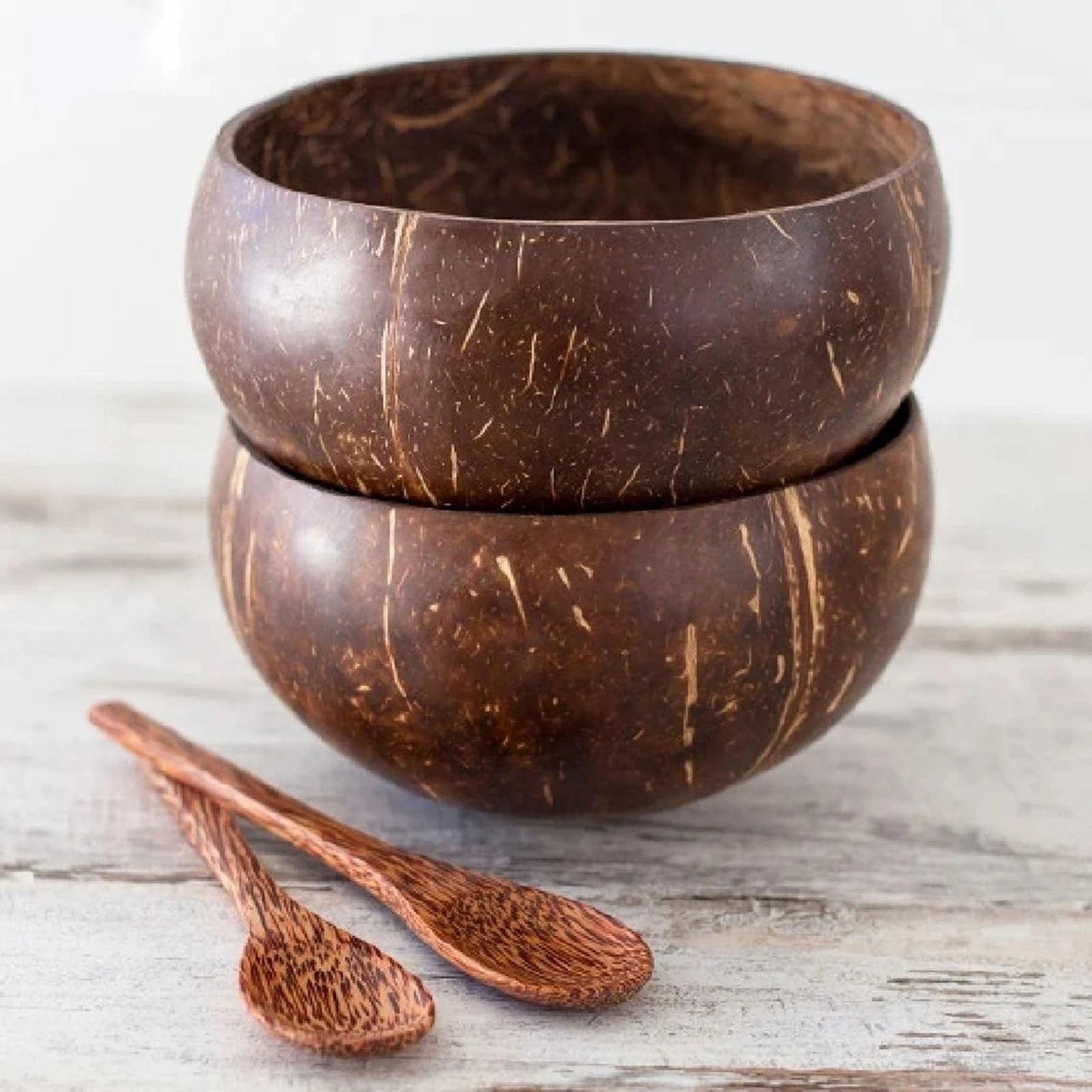 Coconut Shell Bowl, Natural Handcrafted Bowl, Polished Coconut Acai Bowls with Spoon for Warm and Cold Foods, Washable by Hand, for Smoothies and Salads Vegan Gifts Kitchen Decor