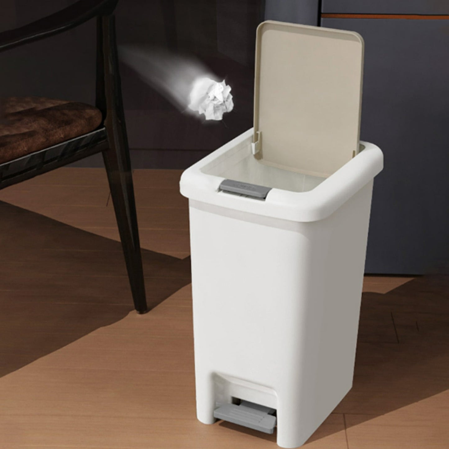 Step On Trash Can with Lid 8L Kitchen Bathroom Waste Bin Foot Pedal Stainless Steel Touchless Garbage Bin Odor Control (30x24x18cm), Up to 60% OFF
