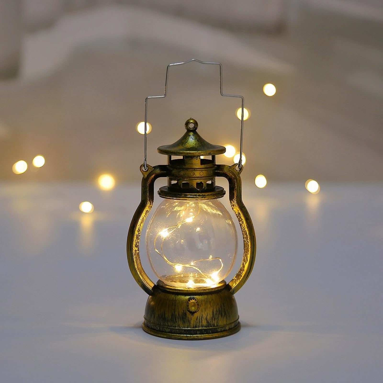 Battery operated candles - LED candles - candles - Hangable - Retro decorations - Christmas candles - LED candles with moving flame - Rituals products - candle holder - rechargeable candles - moving battery candles - Antique gold