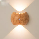 Indoor Wall Lamp - Night Light with Motion Sensor - Wireless LED Wall Light - Rechargeable Wall Lamp - Stair Lighting - Closet Lighting - Bedroom Lamp - USB Rechargeable - Magnetic -Warm White Light - Light Wood - 1 Piece