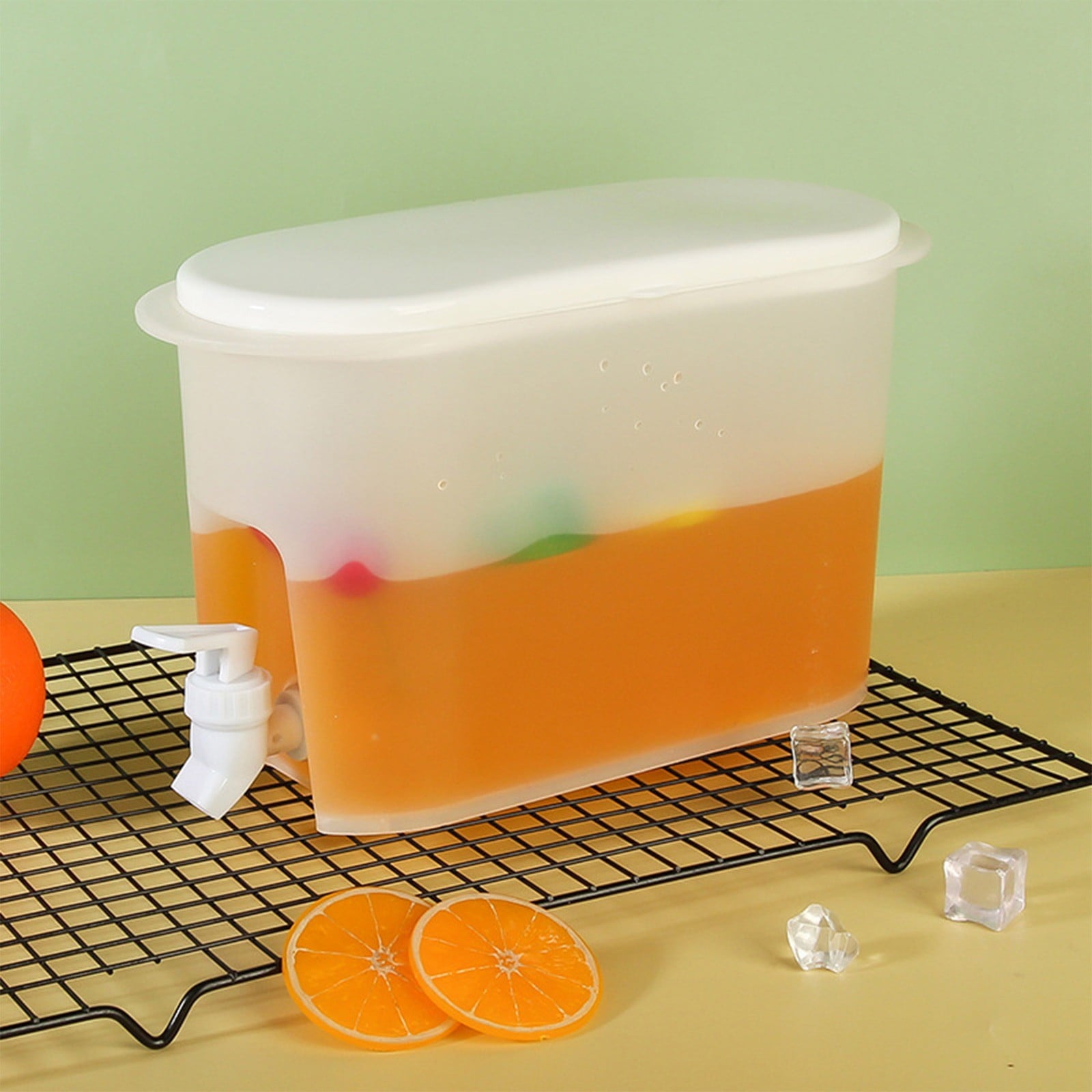 Beverage Drink Dispenser for Fridge, Plastic Beverage Dispenser with Spigot, Juice Container Sealed, Cold Hot Drink Jug for Christmas Party Supplies, Outdoor Camping Tools Clear