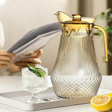 Acrylic Pitcher, Clear Plastic Water Pitchers with Lid and Spout, Iced Tea Pitcher Beverage Containers for Fridge, Juice, Sangria, Lemonade, Shatter-proof, BPA-Free Clear