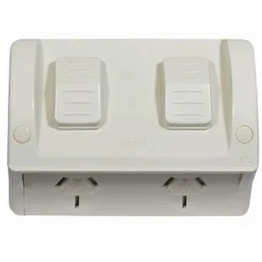 GSME Trader Hippo Double Outdoor Weatherproof Power Point 15A 250V IP54 Polycarbonate | HPPP152G