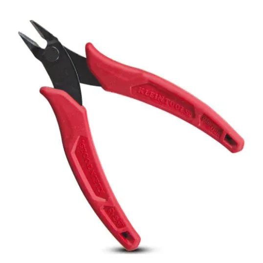 Klein 5 in Flush Cutter Lightweight Diagonal Cutting Pliers 0.5 cm Textured Red Handle 12.8 cm | A-D275-5