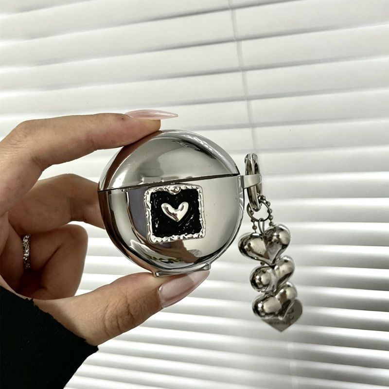 Black Framed Heart Plated Case + 3 Heart Pendants AirPods Pro