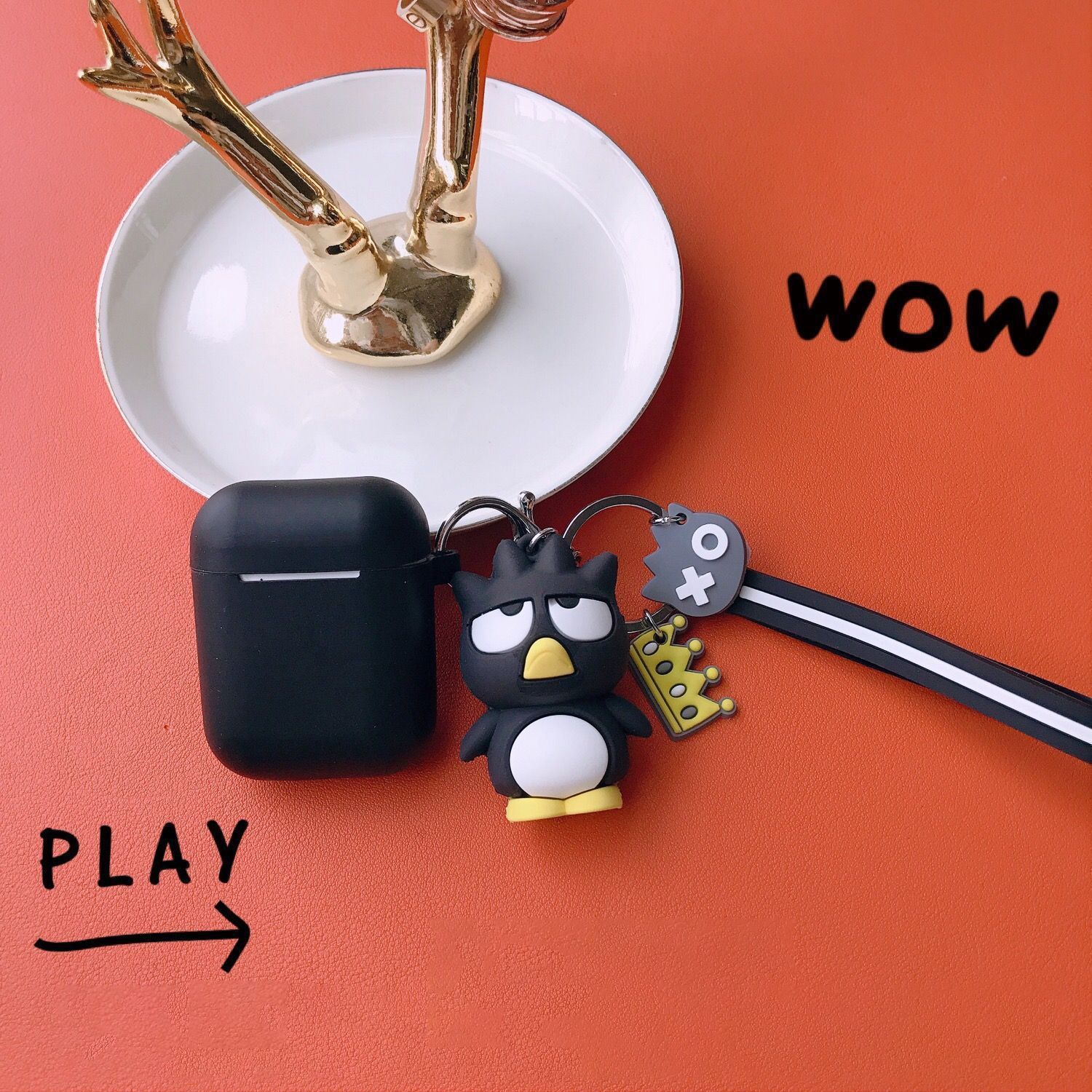 Black set + Dull-eyed penguin pendant Apple AirPods 3