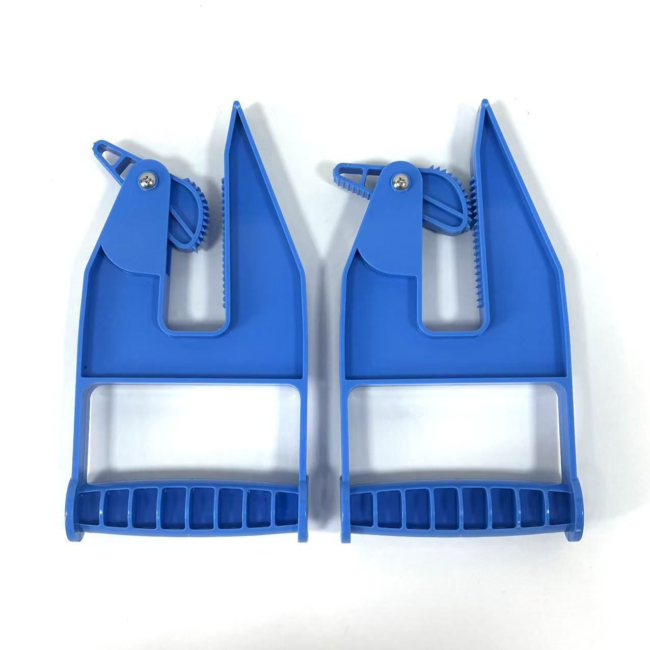 Handle the clip-2