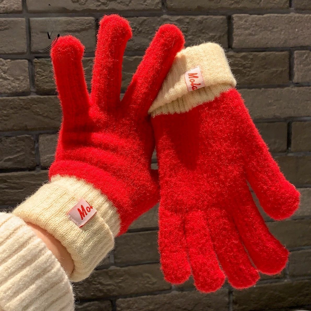 Knit Gloves Red