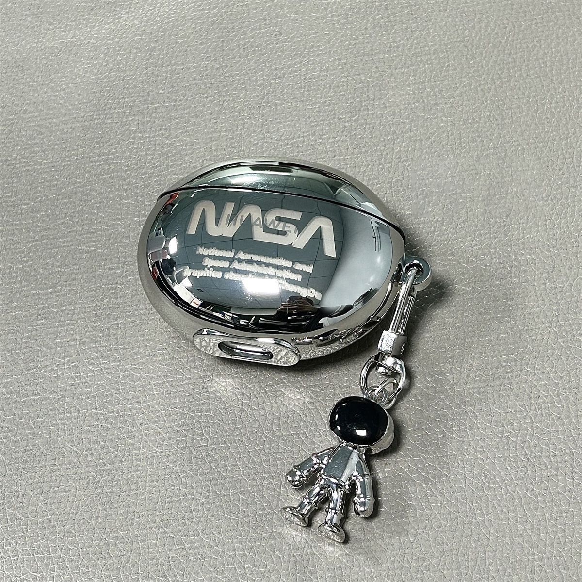 Laser Engraved Astronaut + Matching Keychain Apple AirPods 1