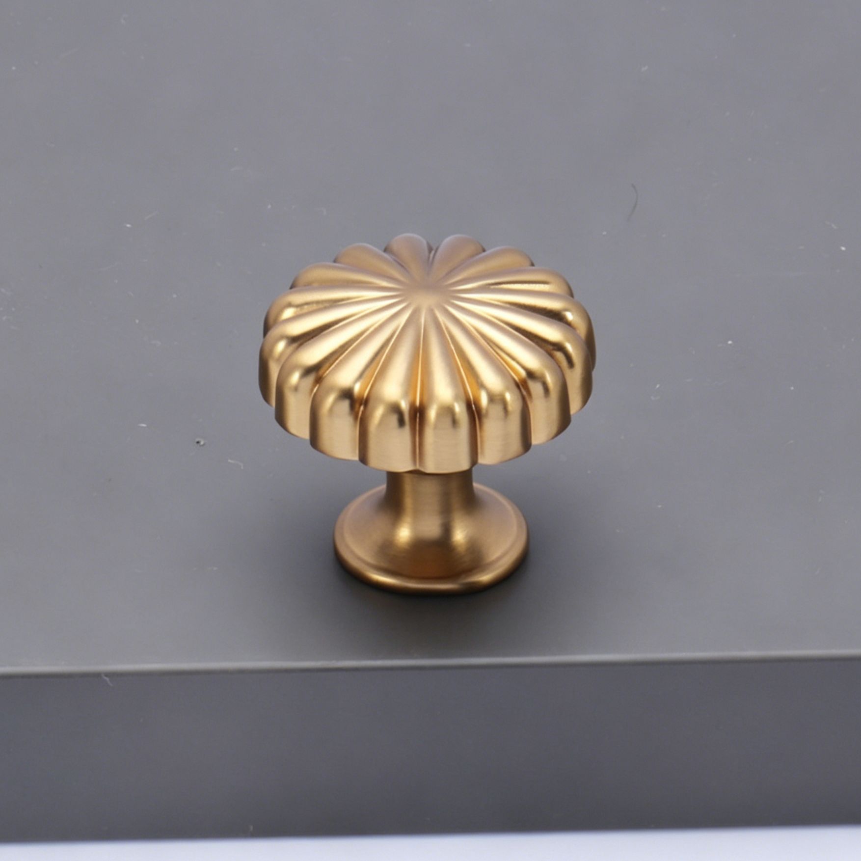 Chrysanthemum Pumpkin Single Hole Drawer Knob 2pcs