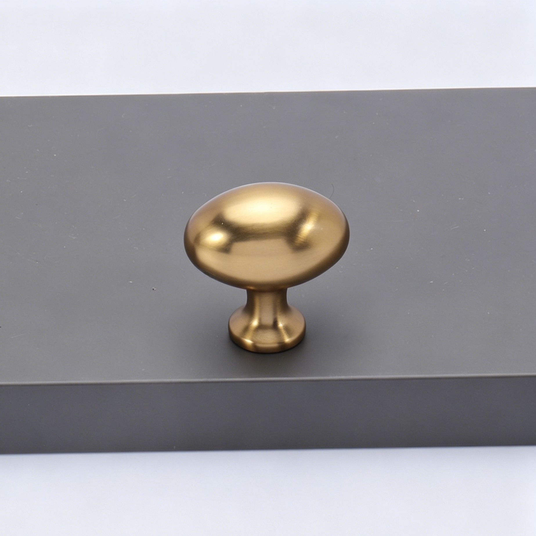 Oval Egg Single Hole Drawer Knob 2pcs