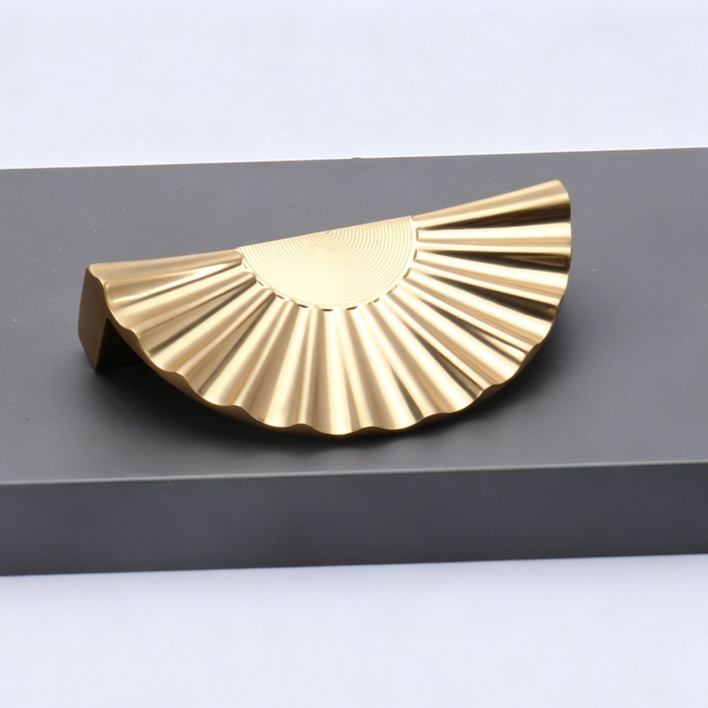 64mm Hole Spacing Pleated Fan Cabinet Pull 6pcs
