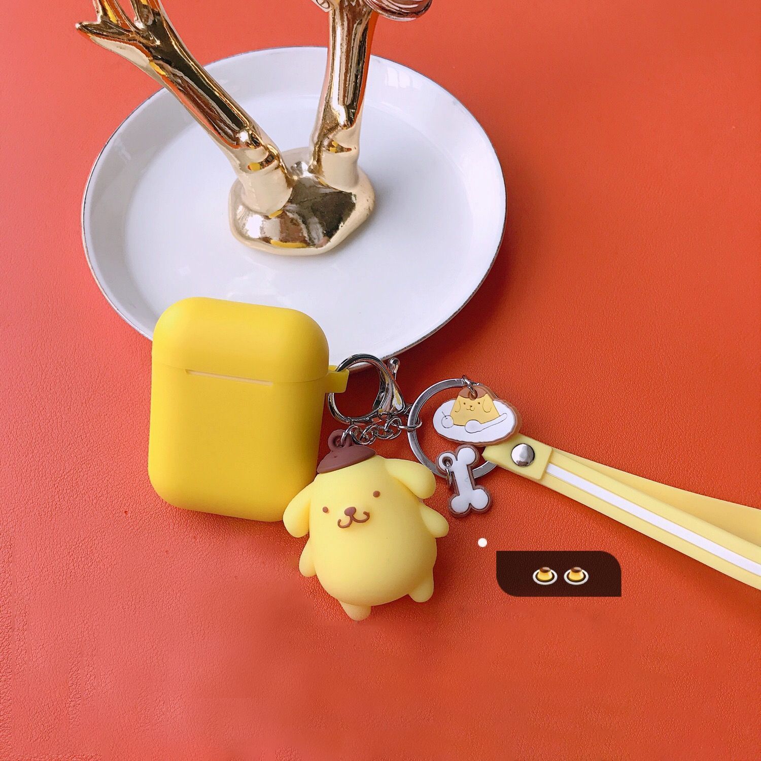 yellow case + yellow dog pendant Apple AirPods 3