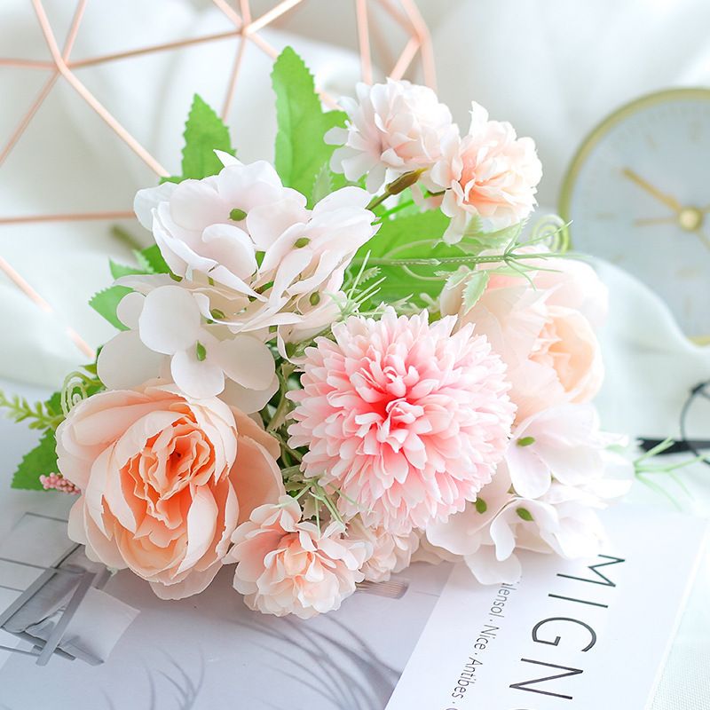 7-Branch Handheld Artificial Bouquet | Ins-Style Spring Romance, Long-Lasting Healing Little Happiness/7 fork Nami [playful shallow peach]