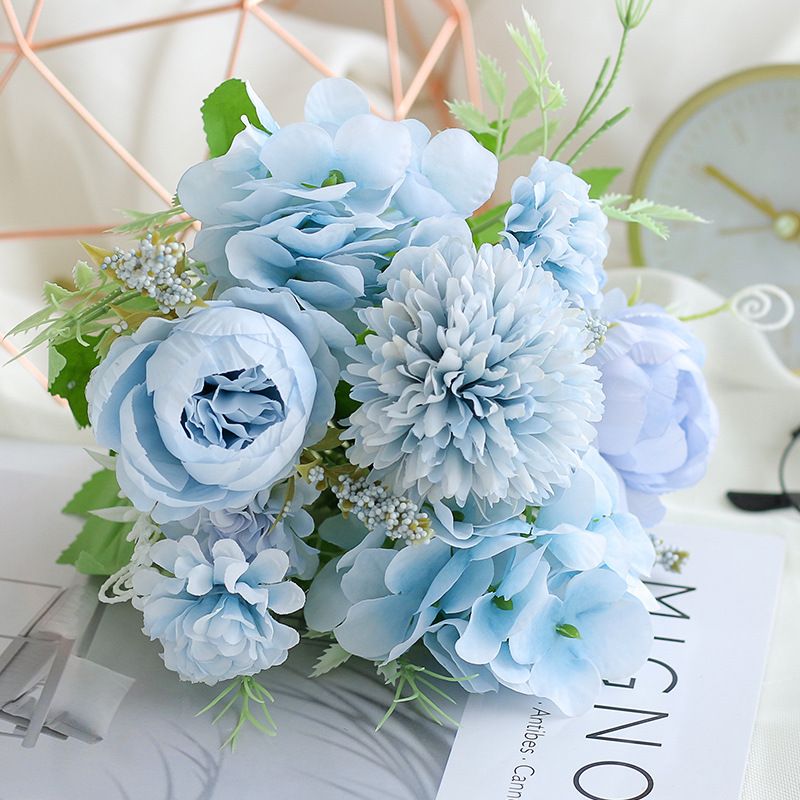 7-Branch Handheld Artificial Bouquet | Ins-Style Spring Romance, Long-Lasting Healing Little Happiness/7 fork Nami [clear sky and blue sky]