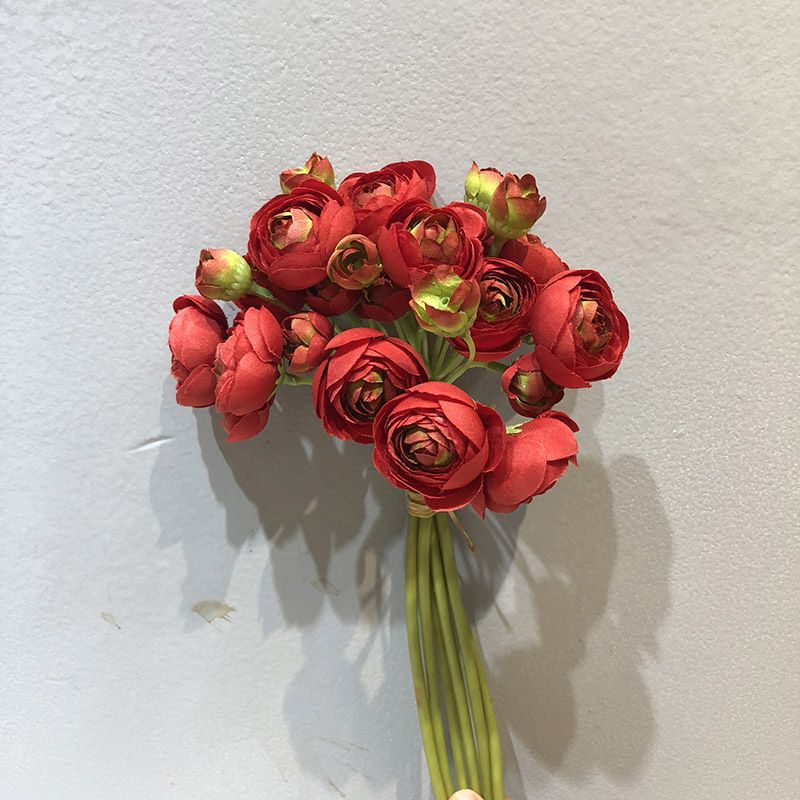 Simulated lotus lily bunched flowers, 6 stems per bunch 28cm long, realistic wrinkled petals in multiple colors, includes flower buds and large blooms, versatile decoration for weddings, home and DIY floral art.(bright red)
