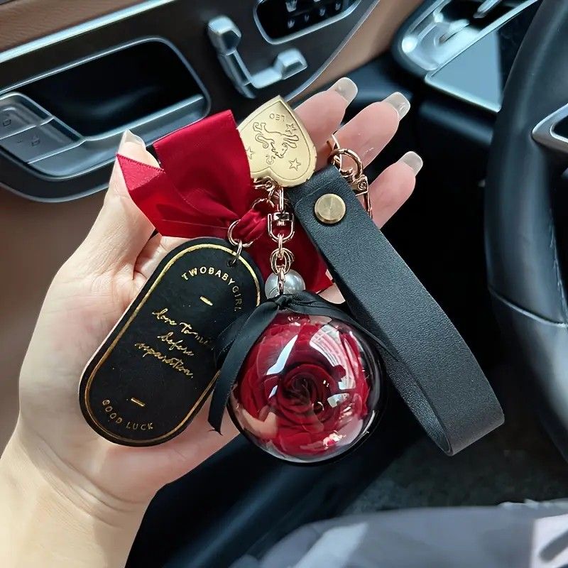 Valentine's Day Preserved Flower Leather Keychain: Romantic and Cute to Carry Around, Perfect for Gifting or Personal Use(BLACK)