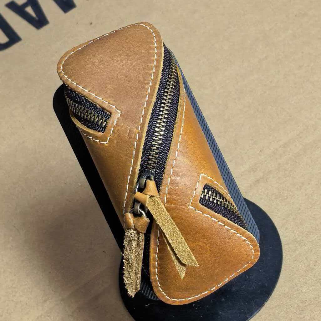 Top-Grain Crazy Horse Leather Handmade Key Pouch, Natural Texture × Vintage Feel, More Stories with Age/Orange brown