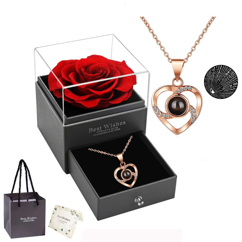 Rose gold A Hundred Languages Heart-Shaped Projection Necklace Gift Set, Inlaid with Zirconia and Paired with a Preserved Rose, a Tech-Infused Romantic Gift