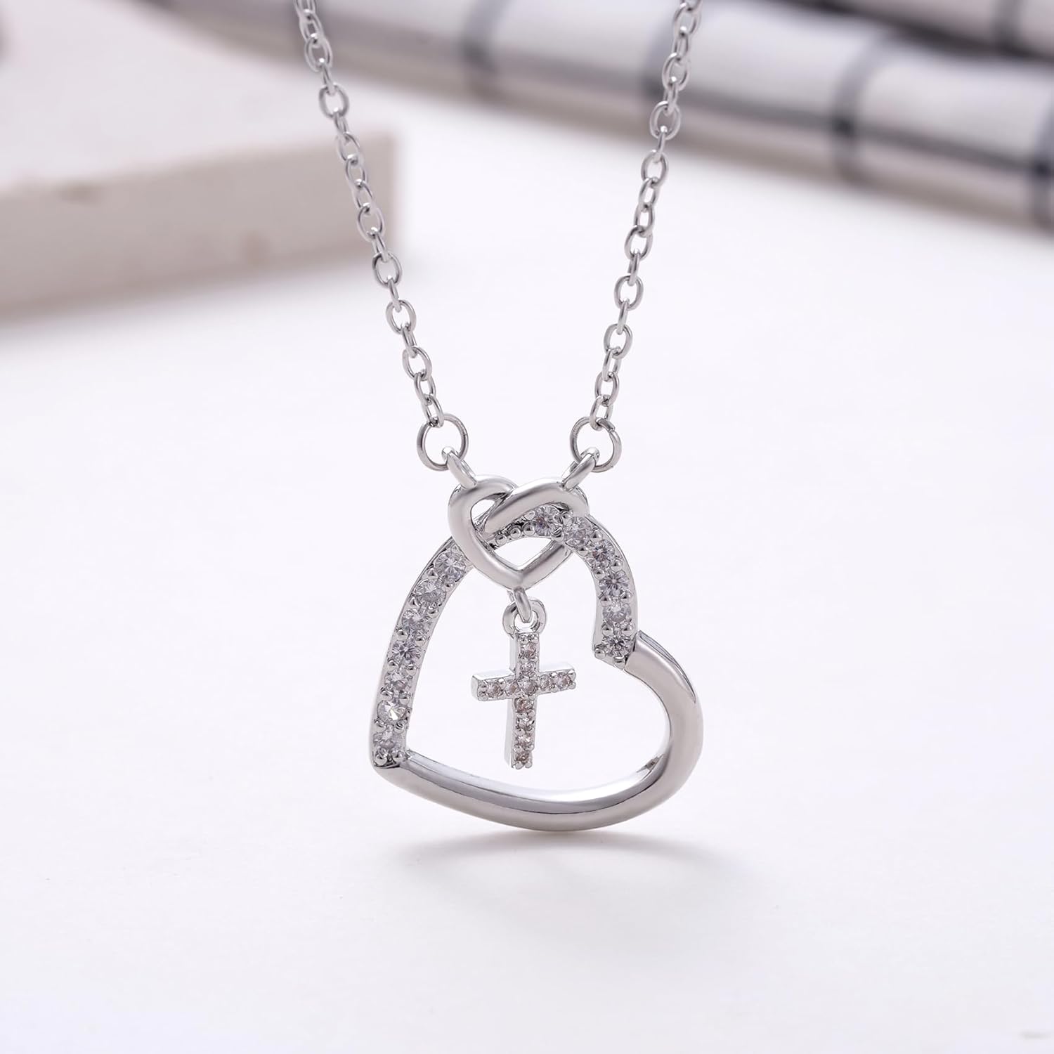 Kvekstio Christian Gift Heart Cross Necklace with Prayer Blessing Card for Teens Women, First Communion Confirmation Gift